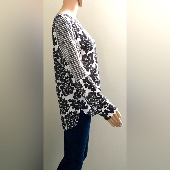 LOFT Outlet - Picture 2 of 3